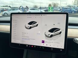 Tesla Model 3 AF72VOA