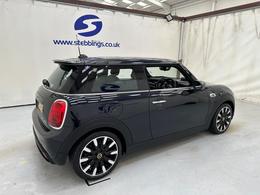 MINI Electric Hatch AK20FZV
