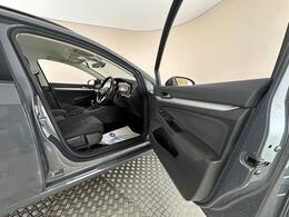 Volkswagen Golf VE22LUD