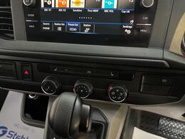 Volkswagen Transporter VA22PDV