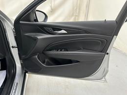 Vauxhall Insignia AJ17VWA