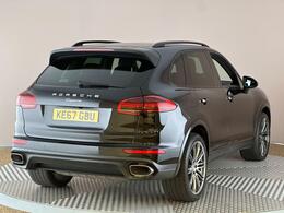 Porsche Cayenne KE67GBU