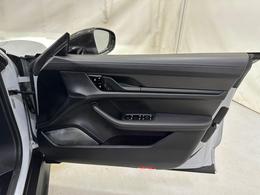 Porsche Taycan AO21LGX