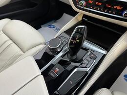 BMW 5 Series YK18JUW