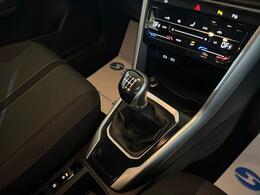 Volkswagen T-Roc AV22SYR