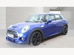 MINI Hatch FG70YLZ