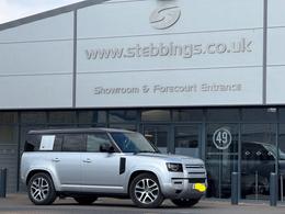 LAND ROVER Defender 110