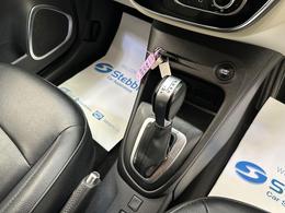 Renault Captur EK69YKP