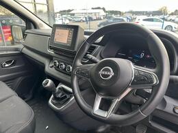 Nissan Primastar FY25VRU