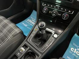 Volkswagen Golf DT66RVJ
