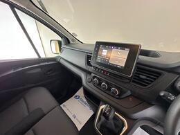 Renault Trafic OU25BUJ