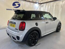 MINI Hatch SM19AUA