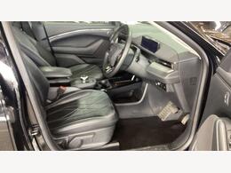 Ford Mustang Mach-E YP73RRU