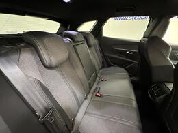 Peugeot 3008 KP69UZV