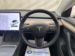Tesla Model 3 YH21MYD
