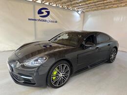 Porsche Panamera VU67KYG