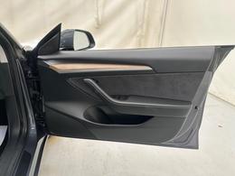 Tesla Model 3 LF71VYC