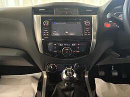 Nissan Navara DN67XNW