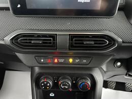 Dacia Sandero AE72WNB