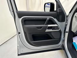 Land Rover Defender 110 KR70NFM