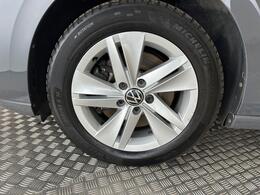 Volkswagen Golf VE22LUD