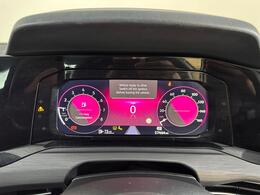 Volkswagen Golf VE22WDV