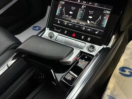 Audi e-tron RY21HHX