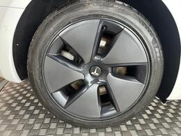 Tesla Model 3 AF72VVZ