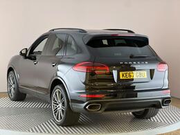 Porsche Cayenne KE67GBU