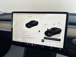 Tesla Model 3 AF72VNT