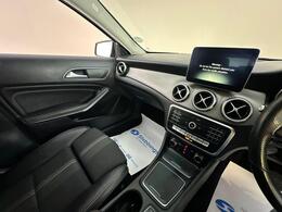 Mercedes-Benz GLA YH69VSZ
