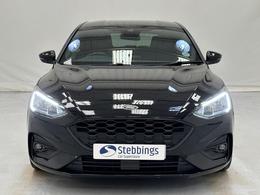 Ford Focus YJ68UAF