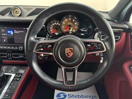 Porsche Macan AO20ZJJ