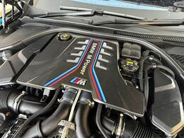 BMW M8 EF72XJA