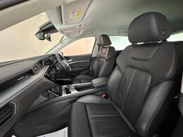 Audi e-tron RY21HHX