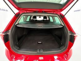 Volkswagen Passat PK69YKH