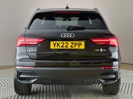 Audi Q3 YK22ZPP