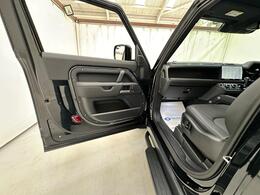 Land Rover Defender 90 HK25JCO