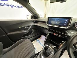 Peugeot 2008 NJ73VFT