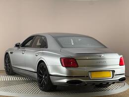Bentley Flying Spur SN71VZD