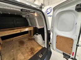 Ford Transit Courier EN66BNY