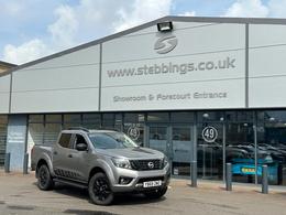 NISSAN Navara