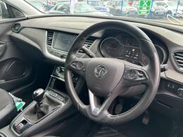 Vauxhall Grandland X KY18FNF