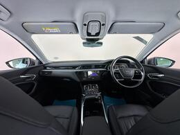 Audi e-tron NL70UPZ