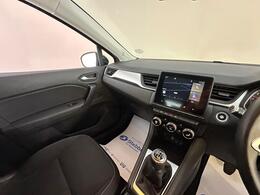 Renault Captur YC70WFO