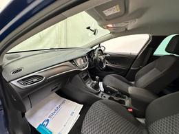 Vauxhall Astra VU20ZNC