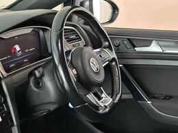 Volkswagen Golf YC68KGE