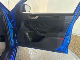 Ford Focus WJ68UUT