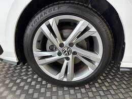 Volkswagen Golf VU22JYZ