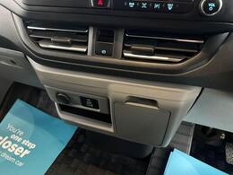 Ford Transit Custom YM73KOX